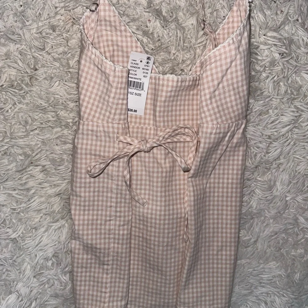 BRANDY MELVILLE Pink Gingham Sleeveless Top - Picture 2 of 3